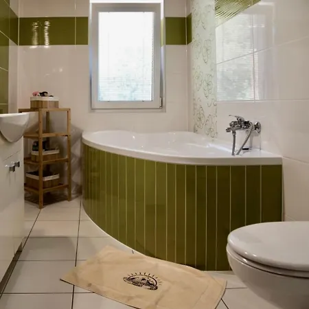 Rekreačný Dom Tále * Horná Lehota